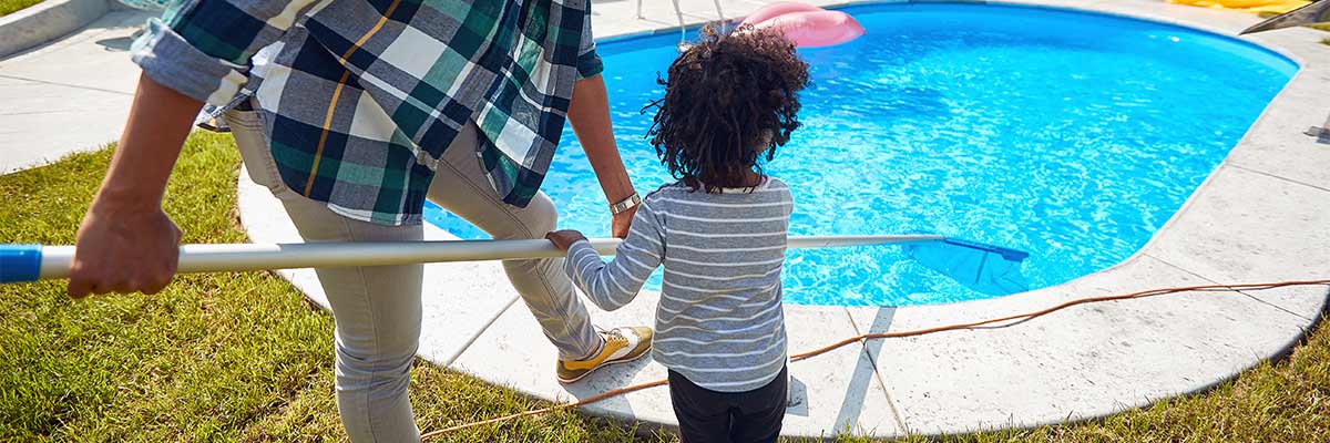 Keep it Clear: Pool Supplies & Weekly Checklist